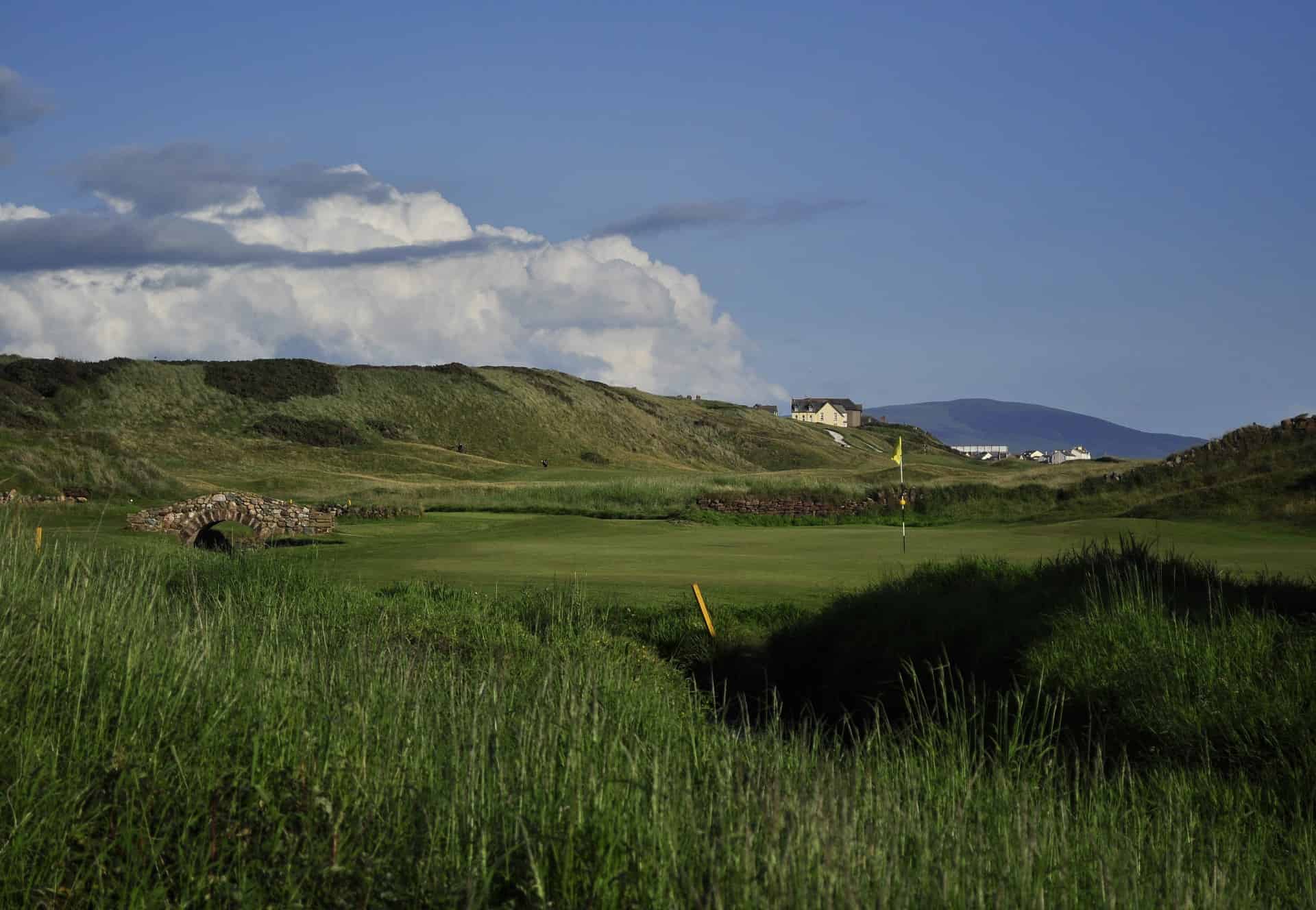Seascale: A traditional links maintained to the highest standards