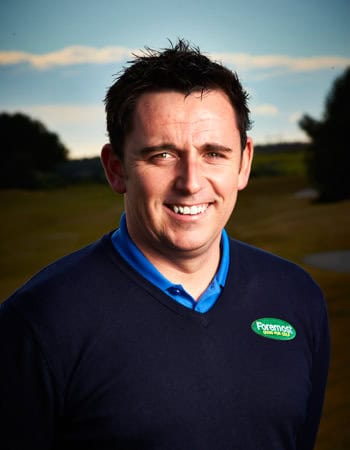 How to avoid the three-putt by lag putting