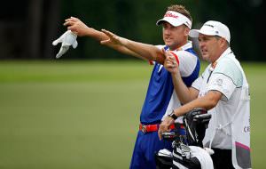 Ian Poulter one shot off lead at Crowne Plaza