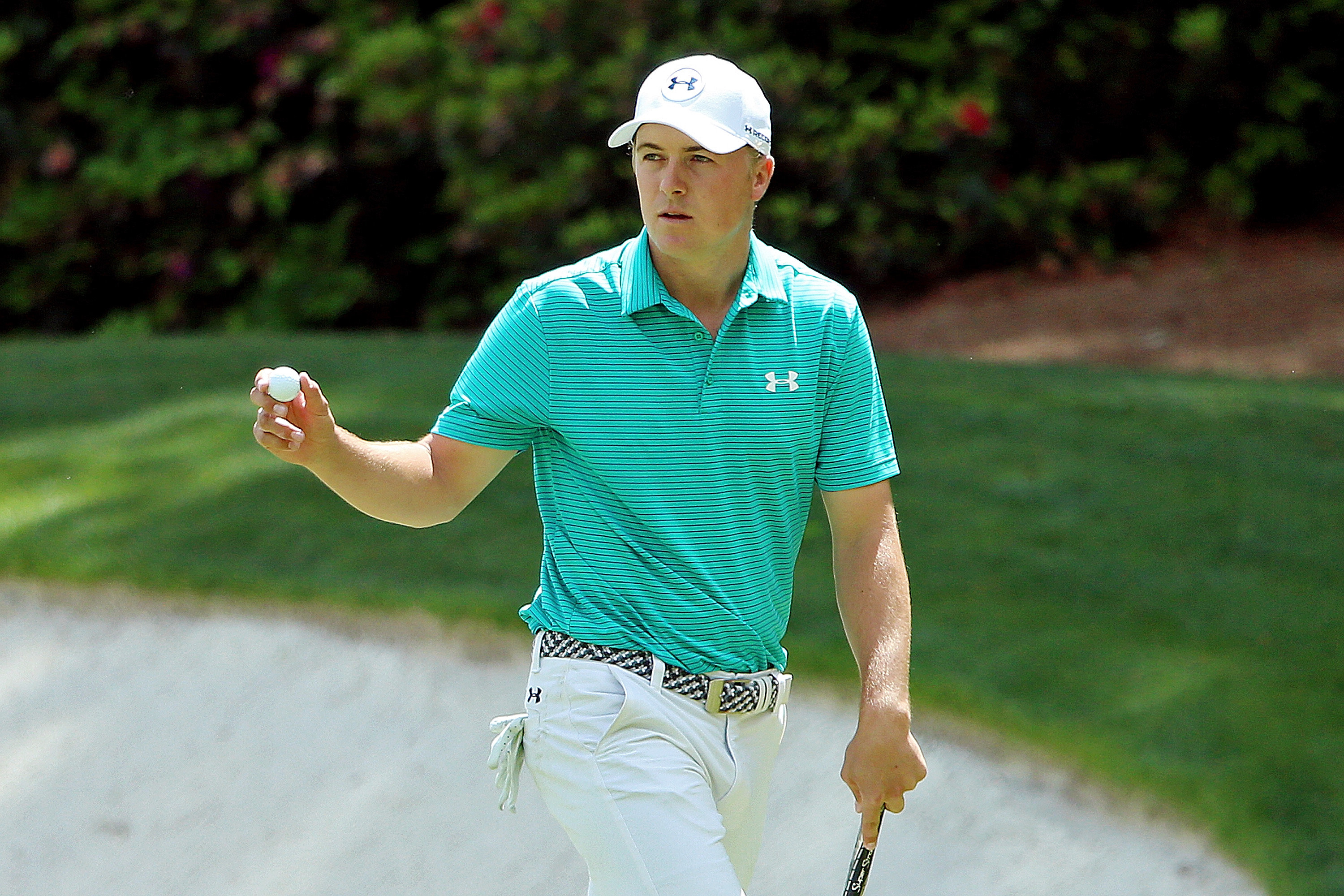 Masters 2016: Jordan Spieth two shots clear after opening round 66