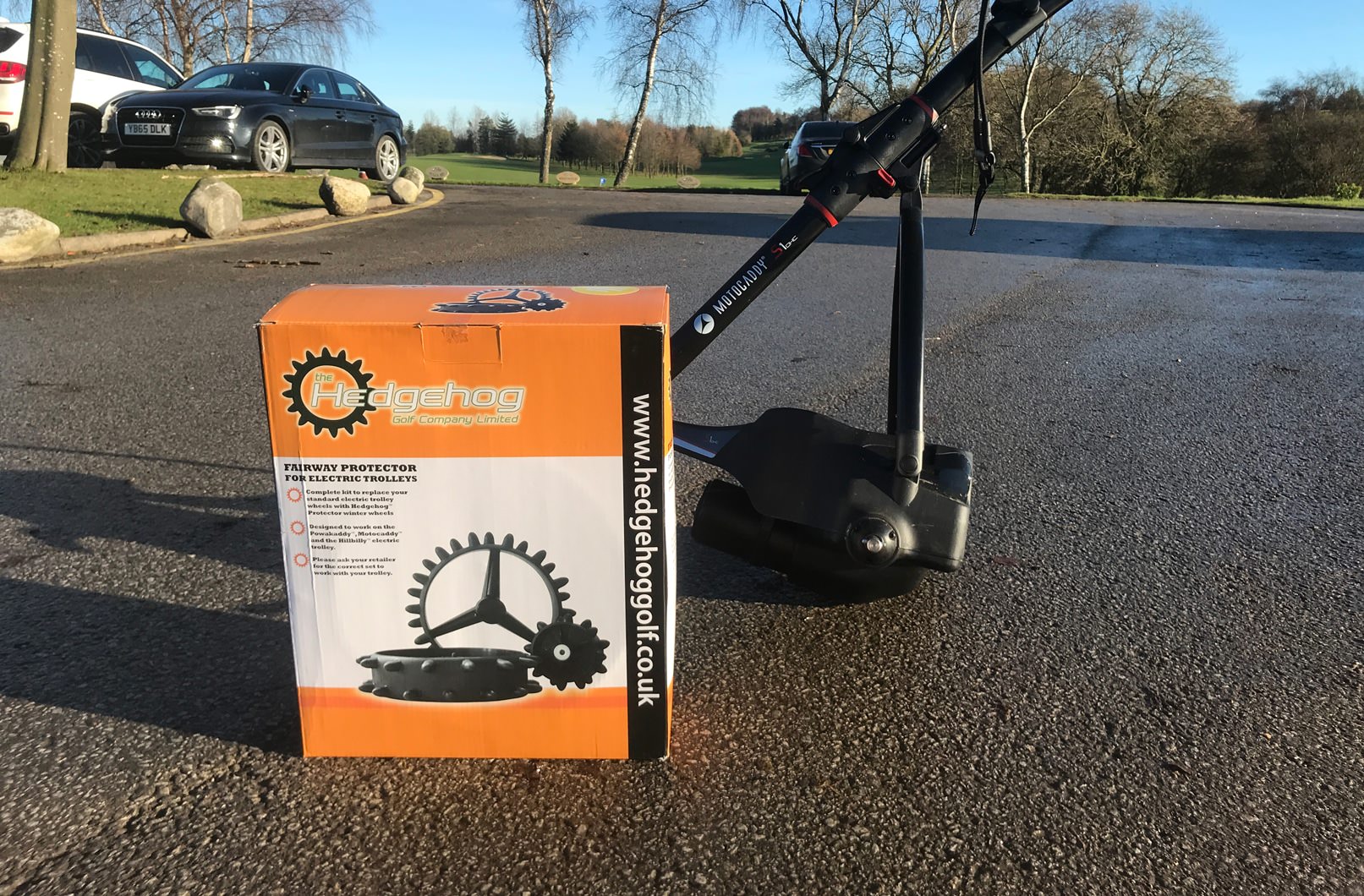 hedgehog winter trolley wheels