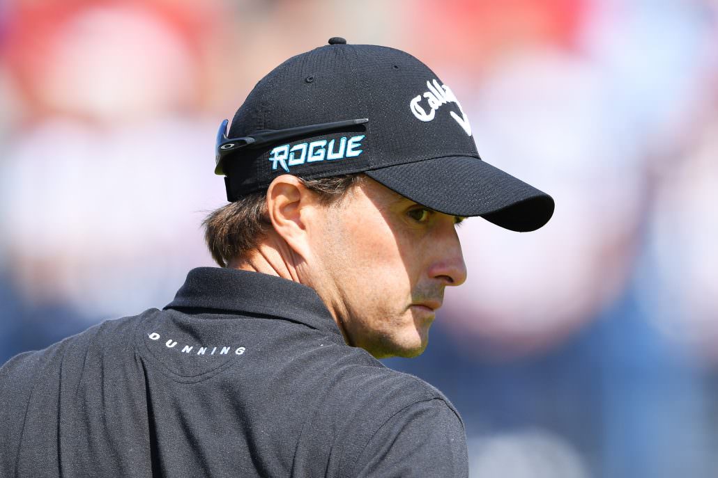 Kisner leads as McIlroy starts strong at The Open