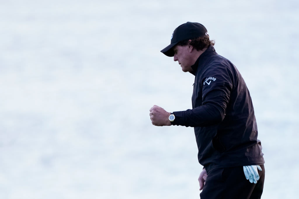 No Monday blues for Mickelson as he wins No. 50 at Pebble