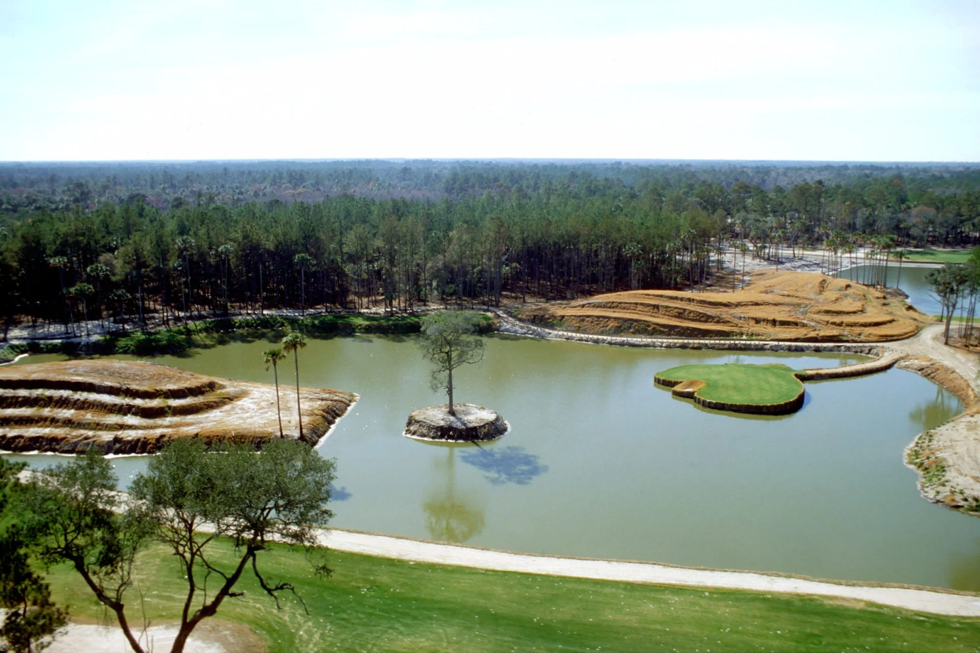 Rattlesnakes and accidental island greens: The fascinating tale of how Sawgrass was built