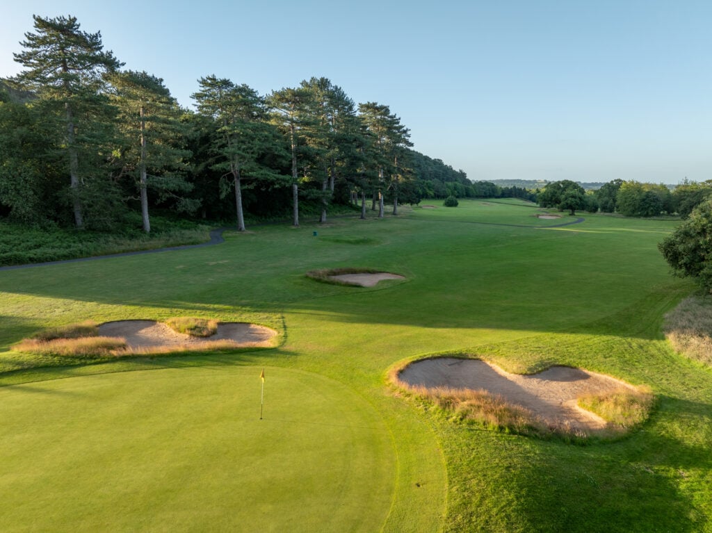 A look down the 10th hole, from green-to-tee, on the Cheshire Course | Source: Carden Park