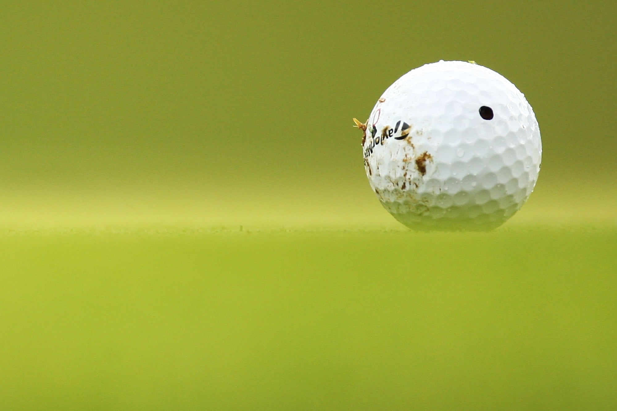 Can I clean my golf ball?