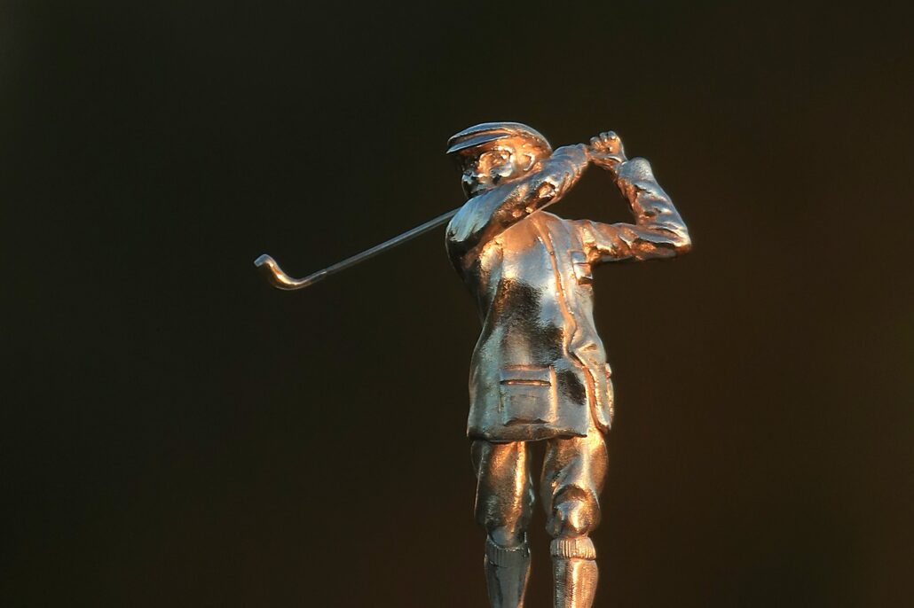 how does the race to dubai work