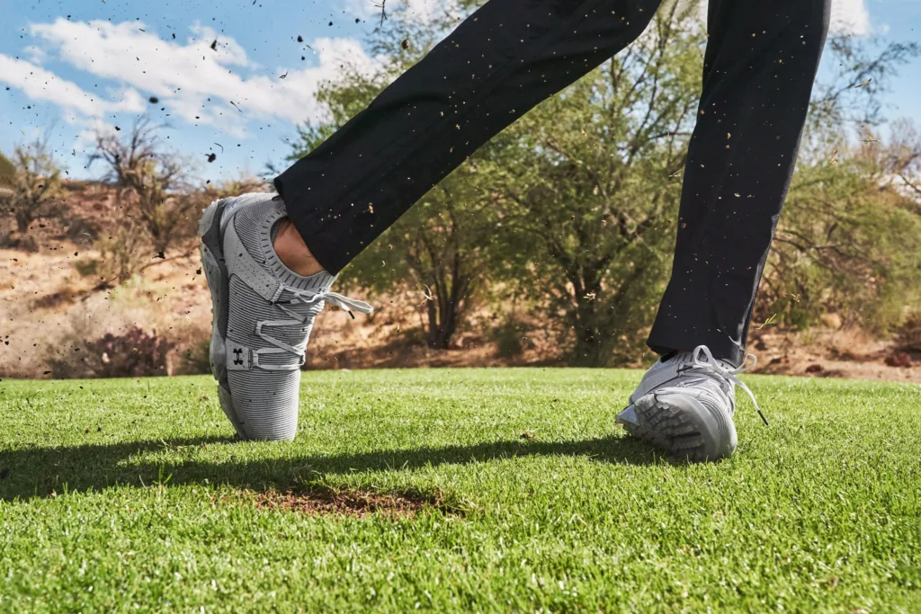 Under Armour make statement with new HOVR Tour SL