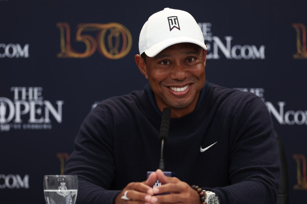 tiger woods bar st andrews