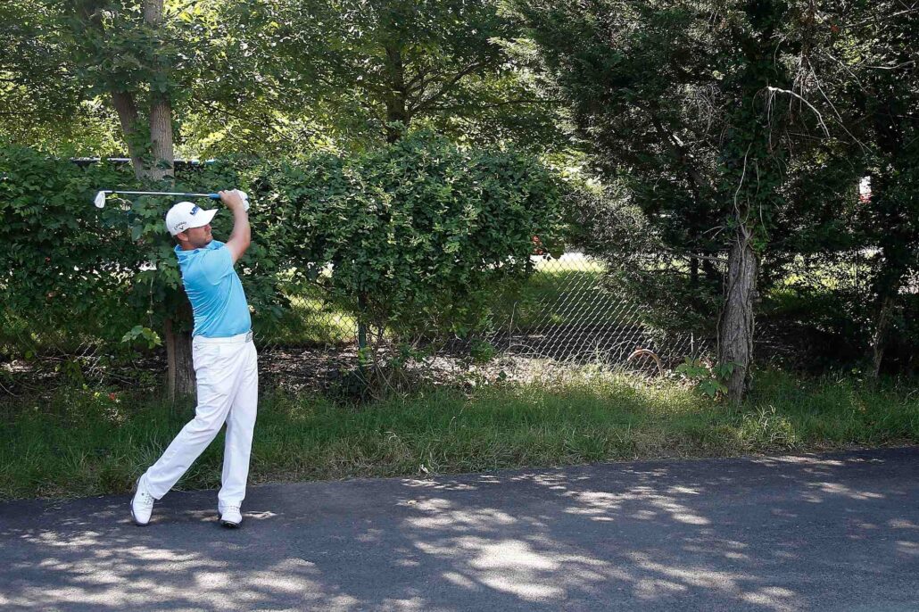 Immovable obstructions Here's what the Rules of Golf say