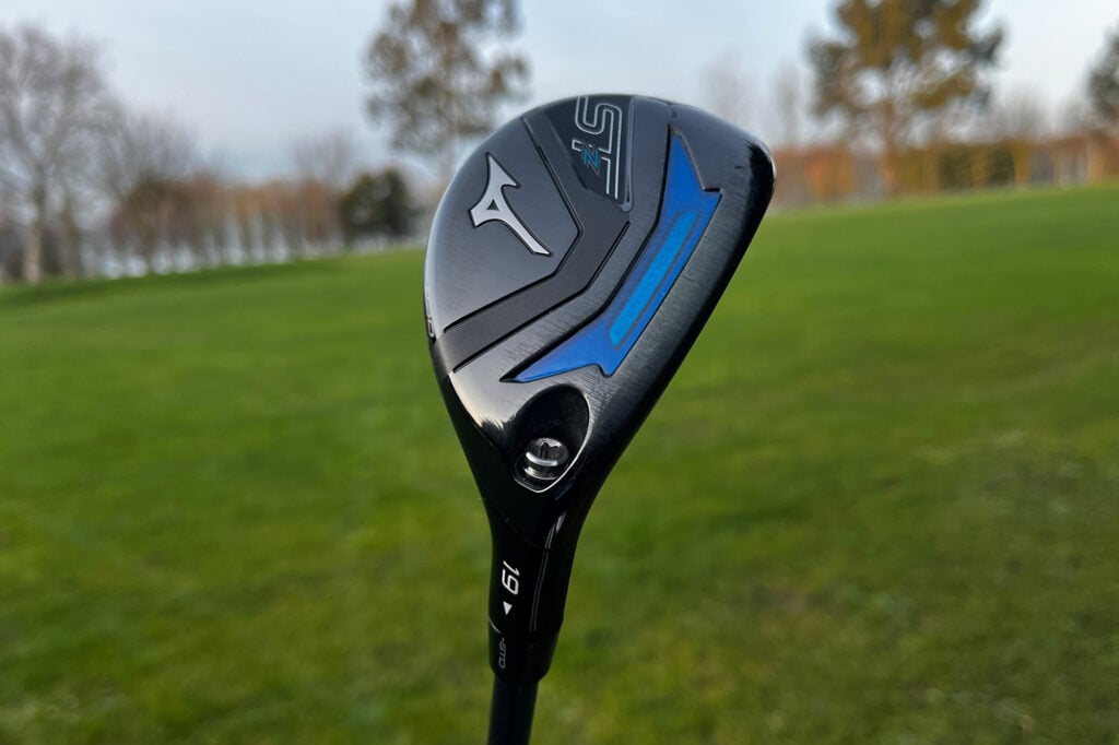 Mizuno ST-Z 230 hybrid review
