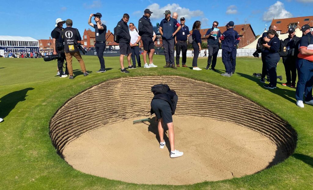 How to rake a bunker (how they do it at The Open) - National Club Golfer