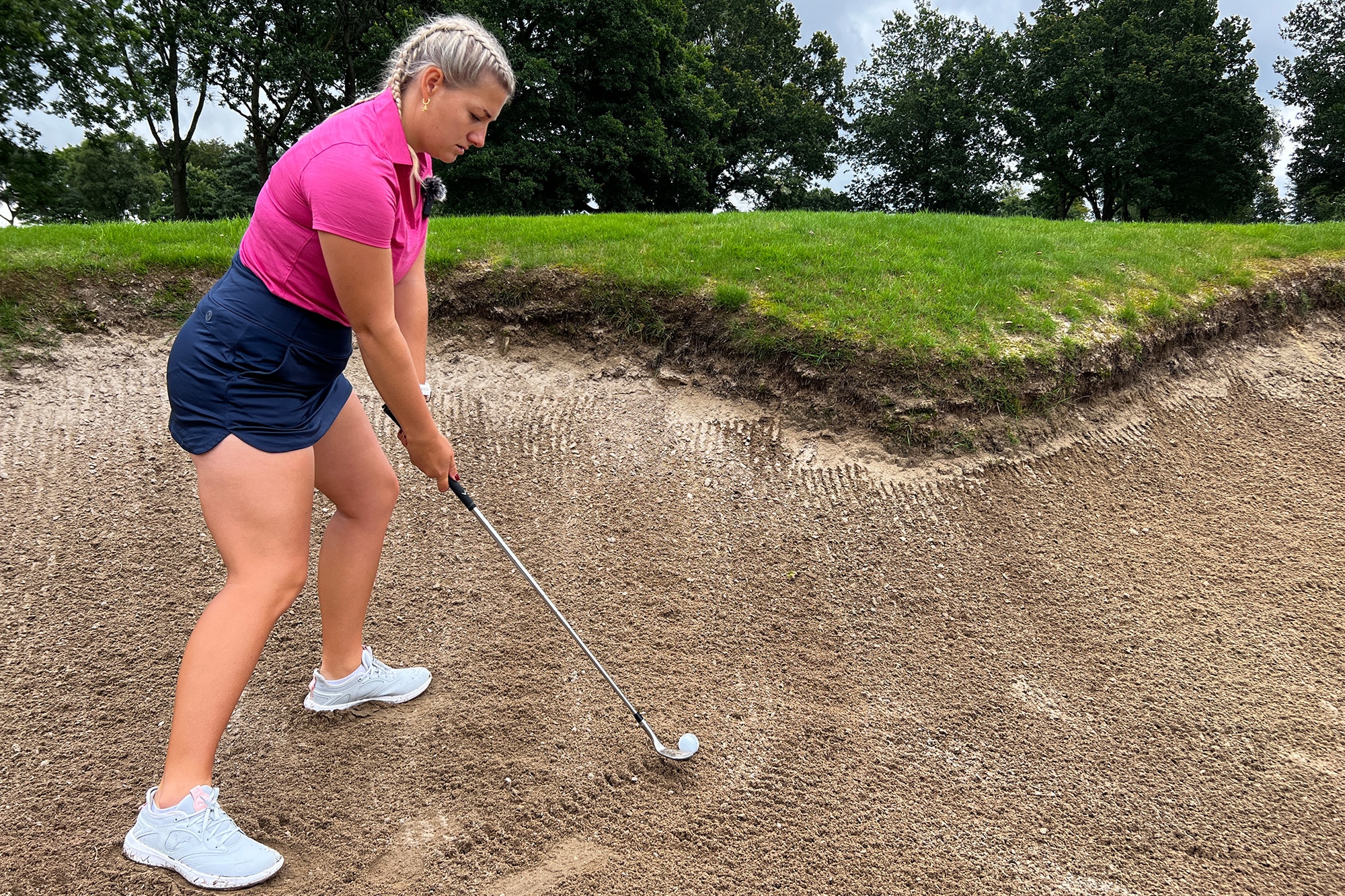 How To Get Out of Bunkers Every Time National Club Golfer