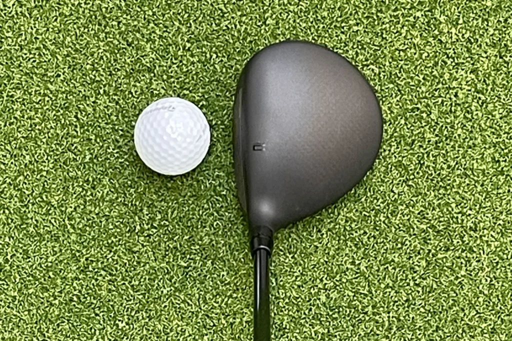The Cobra dark Speed LS is a stunningly good looking fairway wood. The LS model is the player's club in this range. We see how it performs.