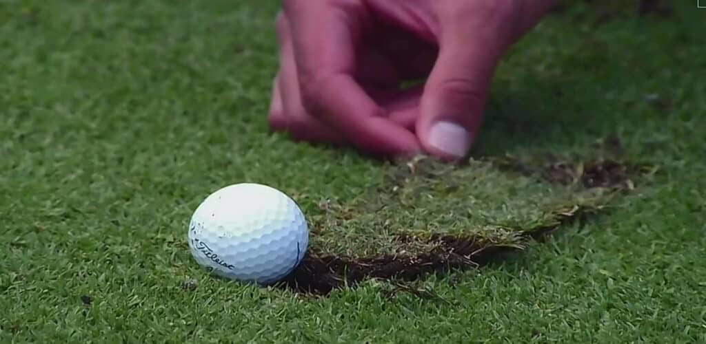 golf divot