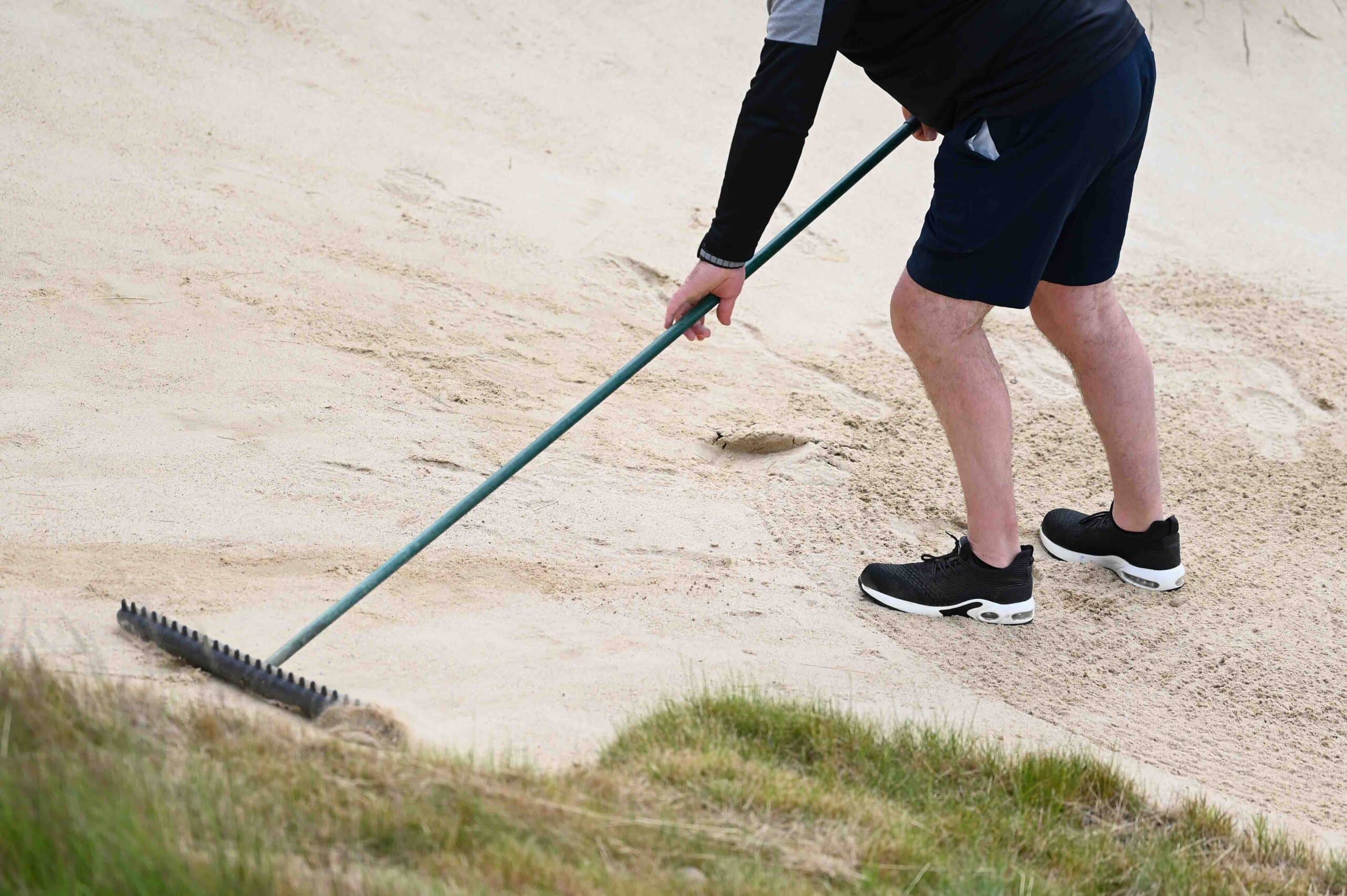 committee for golf club salaries