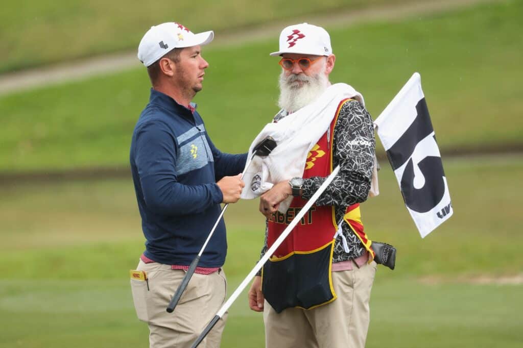 liv golf singapore betting