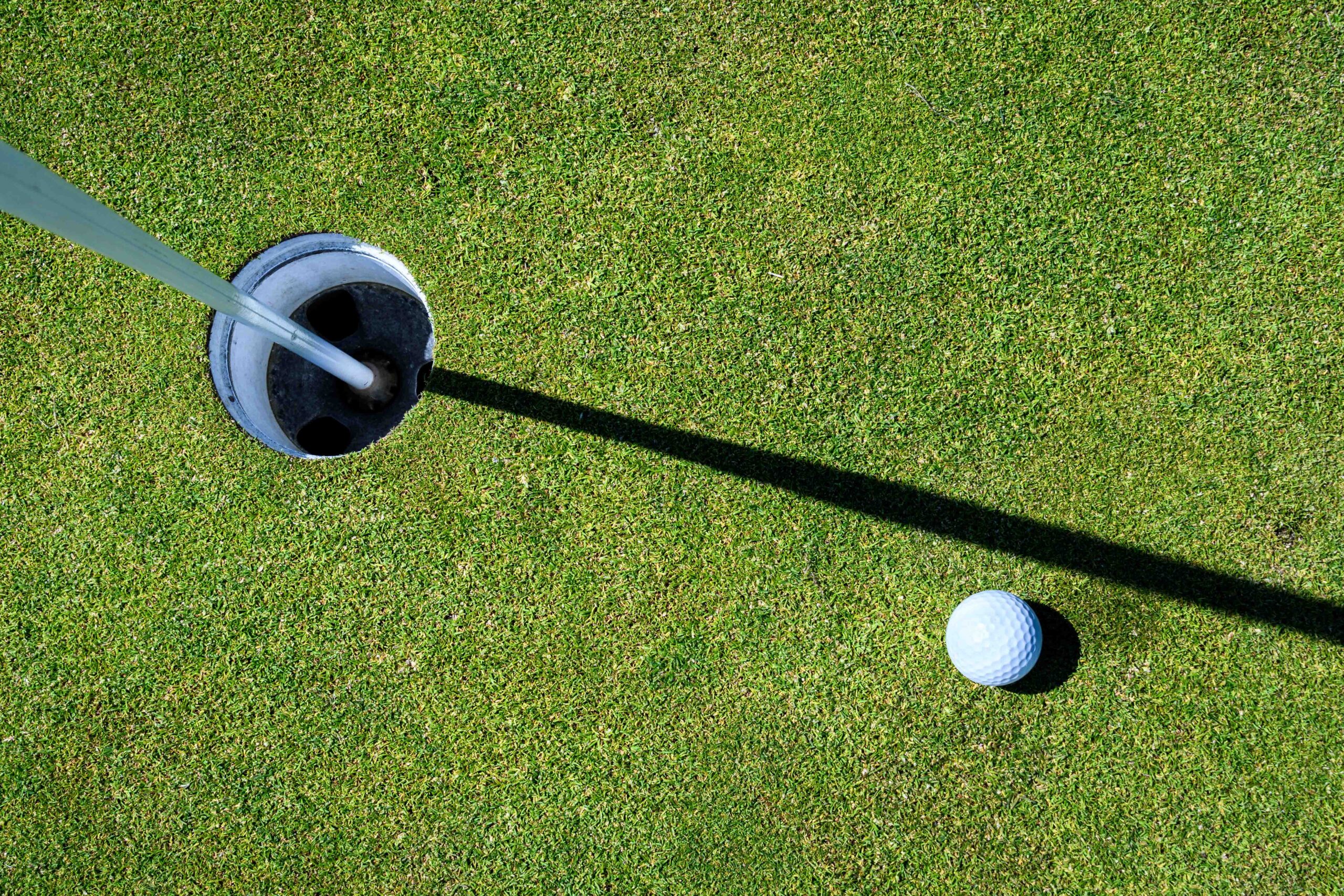 Golf hole whs rules this banned accessory has got a reprieve