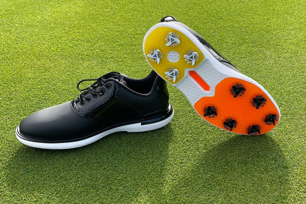 G/Fore are known for their striking looking golf kit. The Men's Gallivan2R G/Lock Saddle golf shoe is no exception. Do they perform as well as they look? Gillon Fabbroni tests them out.