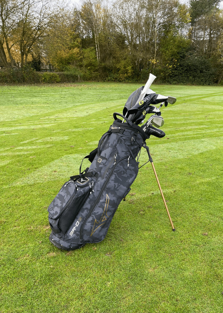 Mizuno have a reputation for classy looking gear. The BR-D3 stand bag is no exception. We test it to see if its performance matches its looks.