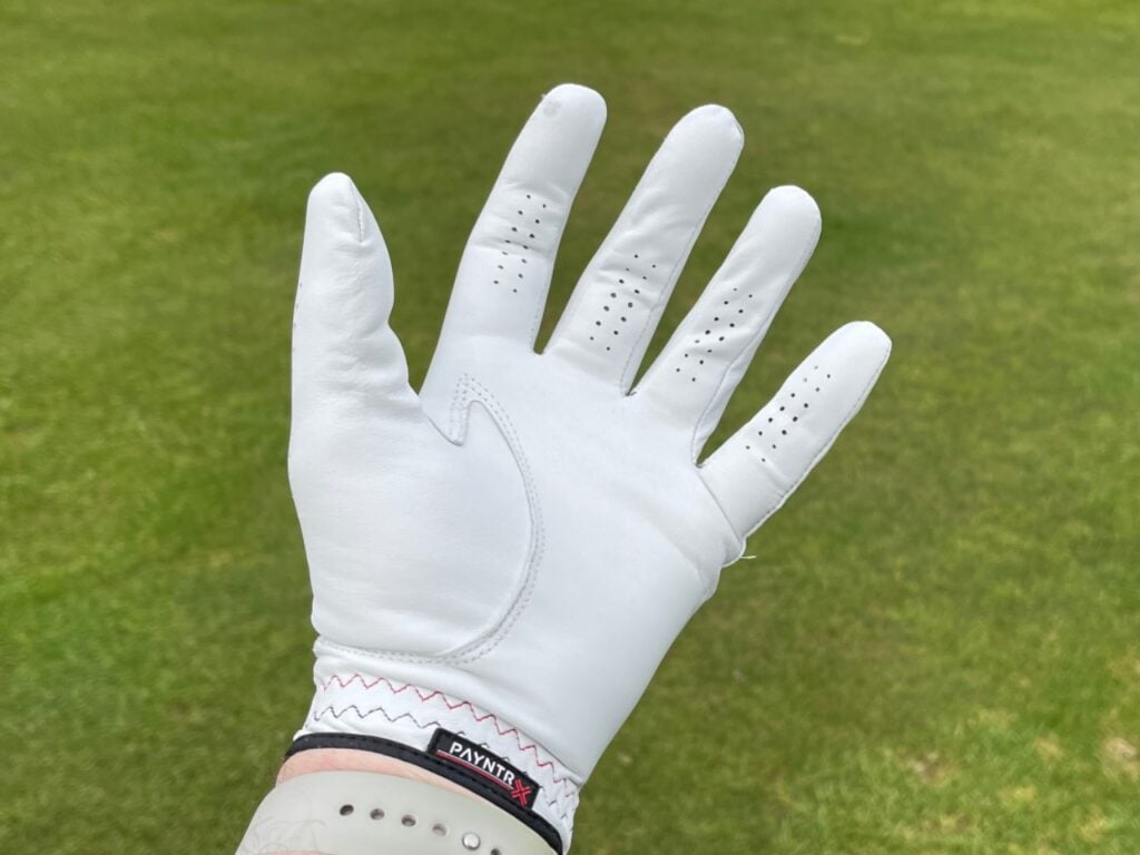 Payntr are still a relative new kid on the golfing block. They have produced some great shoes. We test the Payntr X glove to see if they can maintain their high standards.