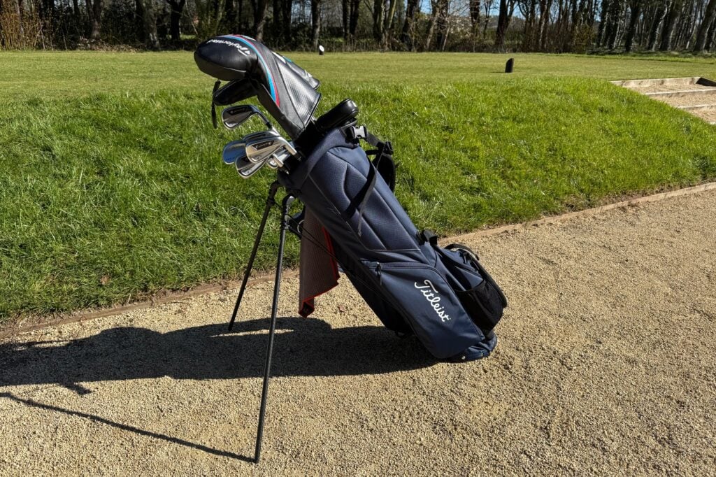 Titleist Players 4 Carbon Golf Stand Bag Review