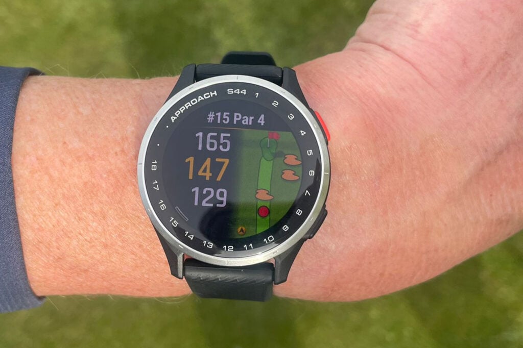 Garmin Approach S44 GPS Golf Watch review: Awesome battery