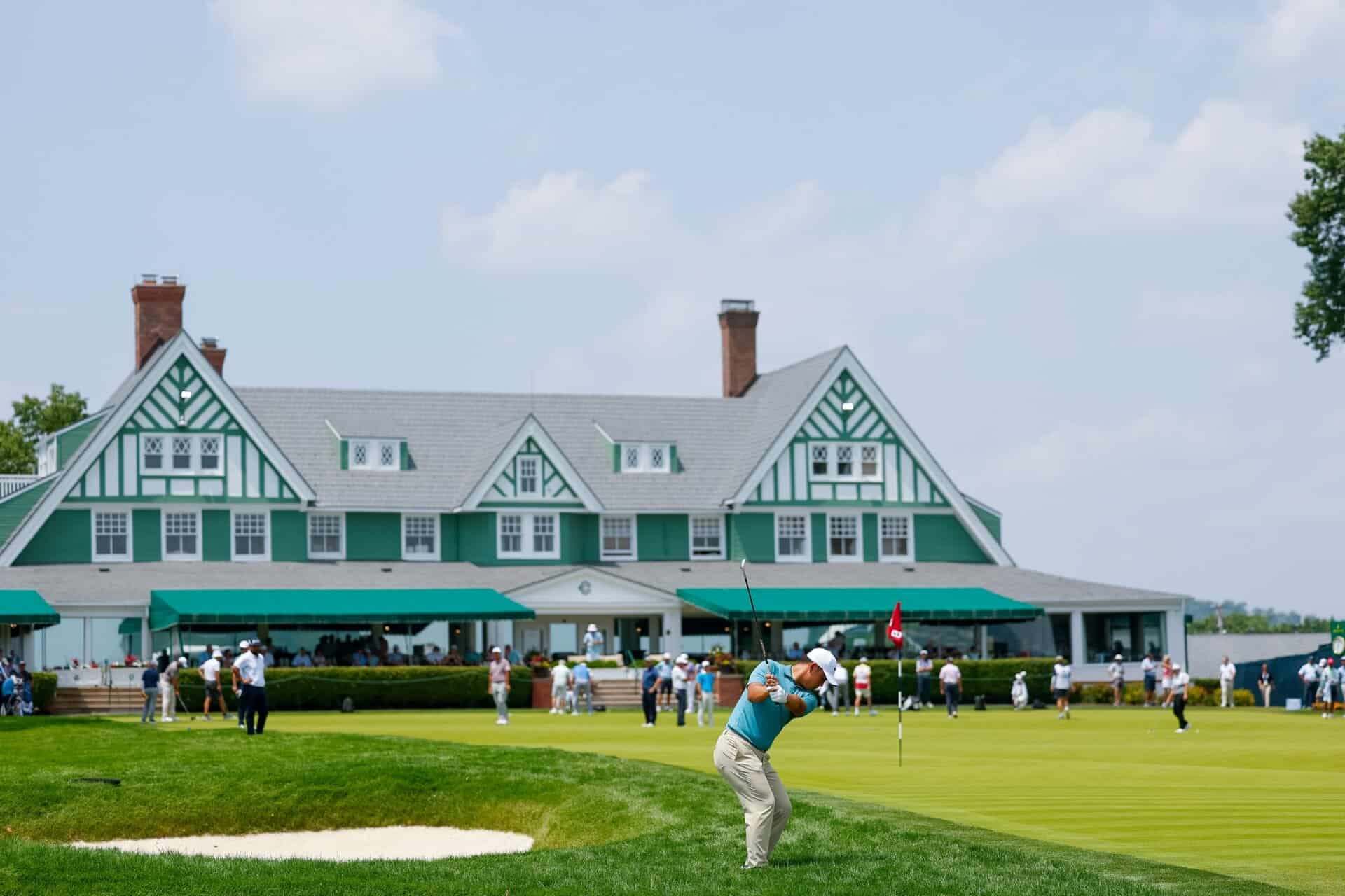 oakmont country club membership cost