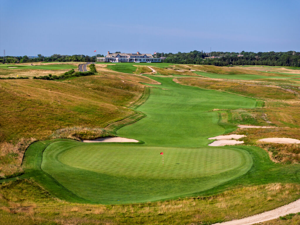 The 14th Hole of Shinnecock Hills Golf Club in Southampton | Source: USGA/Fred Vuich