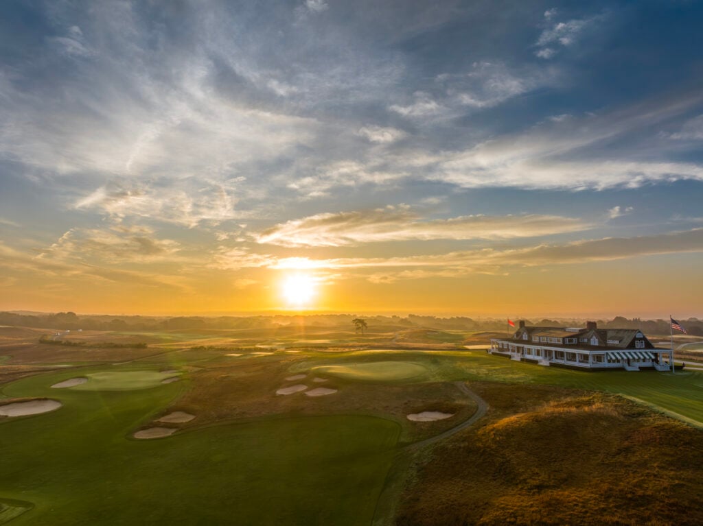 The 18th Hole and 9th Hole of Shinnecock Hills Golf Club in Southampton | Source: USGA/John Mummert