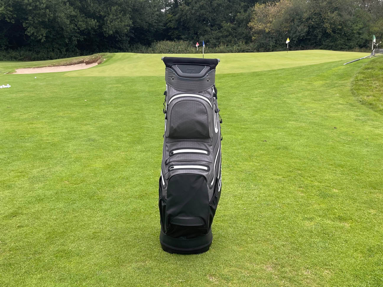 TaylorMade Storm-Dry Waterproof Cart Bag Review