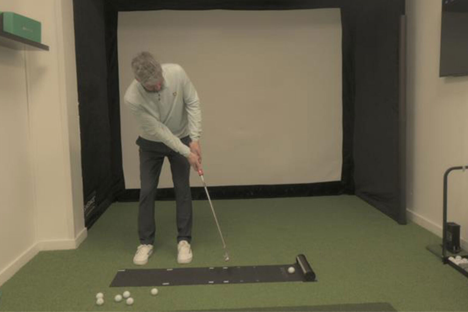 Exputt RG Golf Putting Simulator Review: The High-Tech Tool Every ...