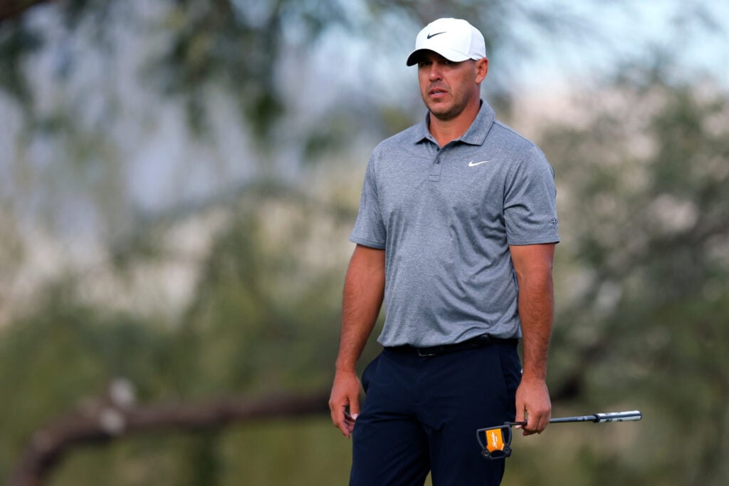 Brooks Koepka using a mallet putter on tour.