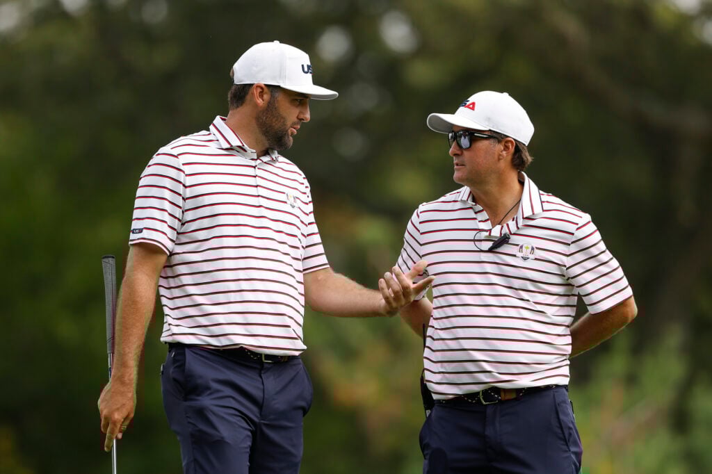 Kevin Kisner (right) with Scottie Scheffler at the 2025 Ryder Cup | Getty Images