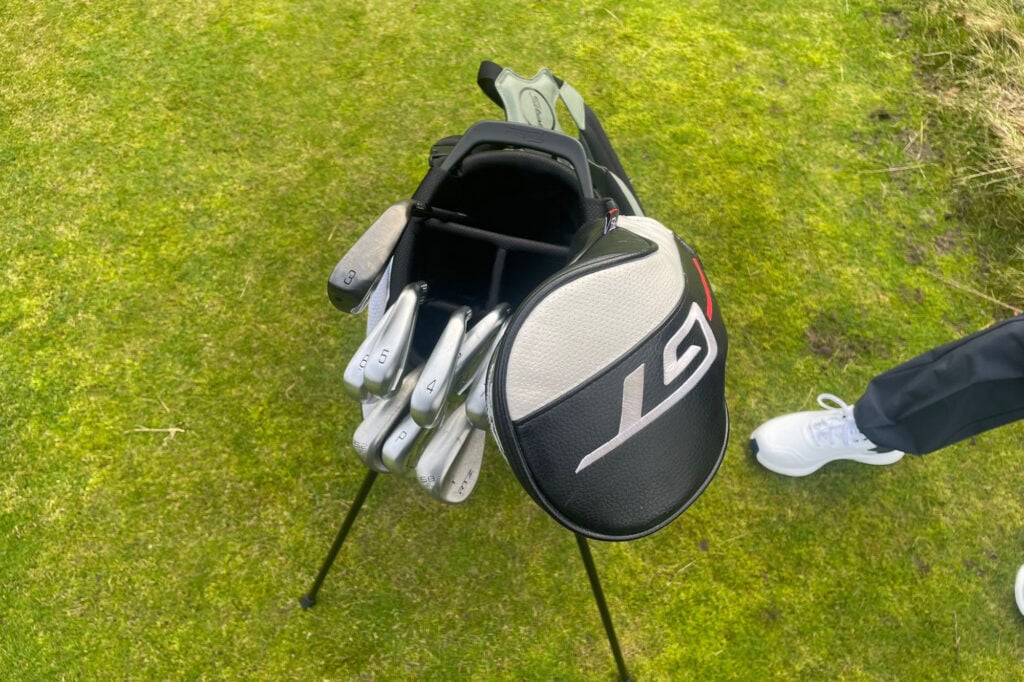 Titleist Players S4 StaDry stand bag dividers