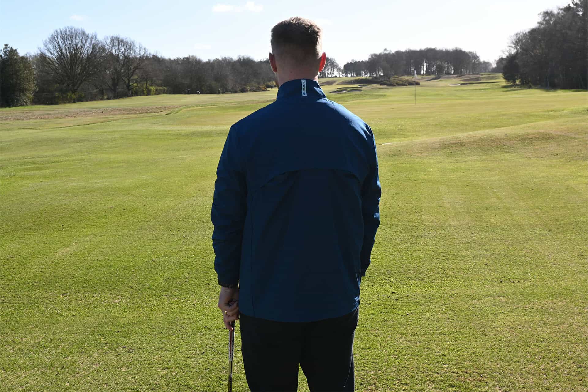 Mizuno Motion water repellent light jacket | Source: NCG