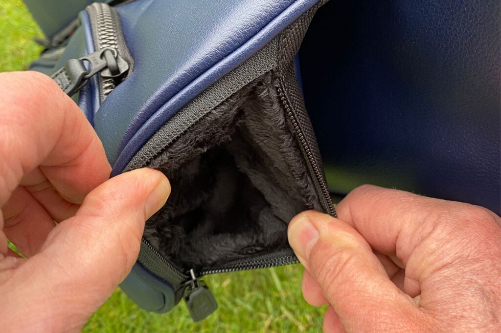 Ping Reserve stand bag pocket | Source: NCG