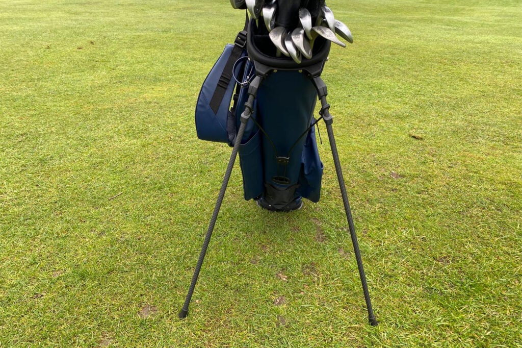 Wilson 1914 golf carry bag legs | Source: NCG