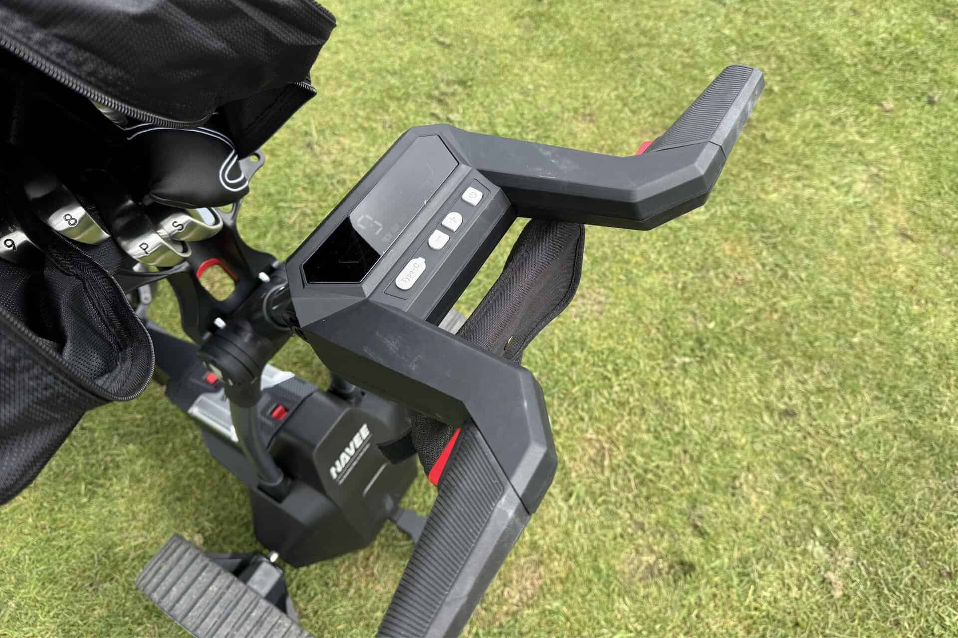 Navee Birdie 3 Remote golf trolley | Source: NCG
