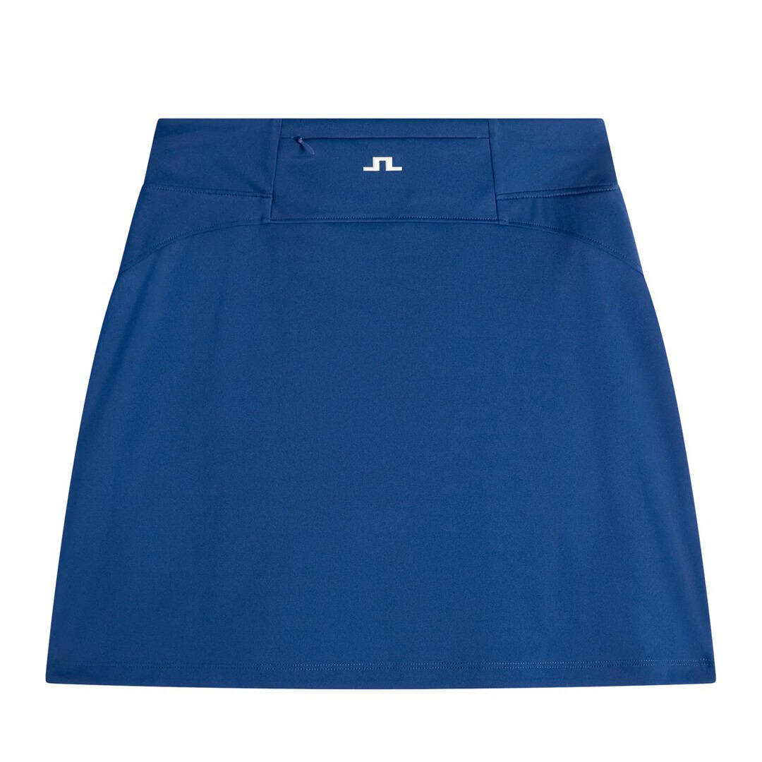 J.Lindeberg Amy Skort | Source: J.Lindeberg