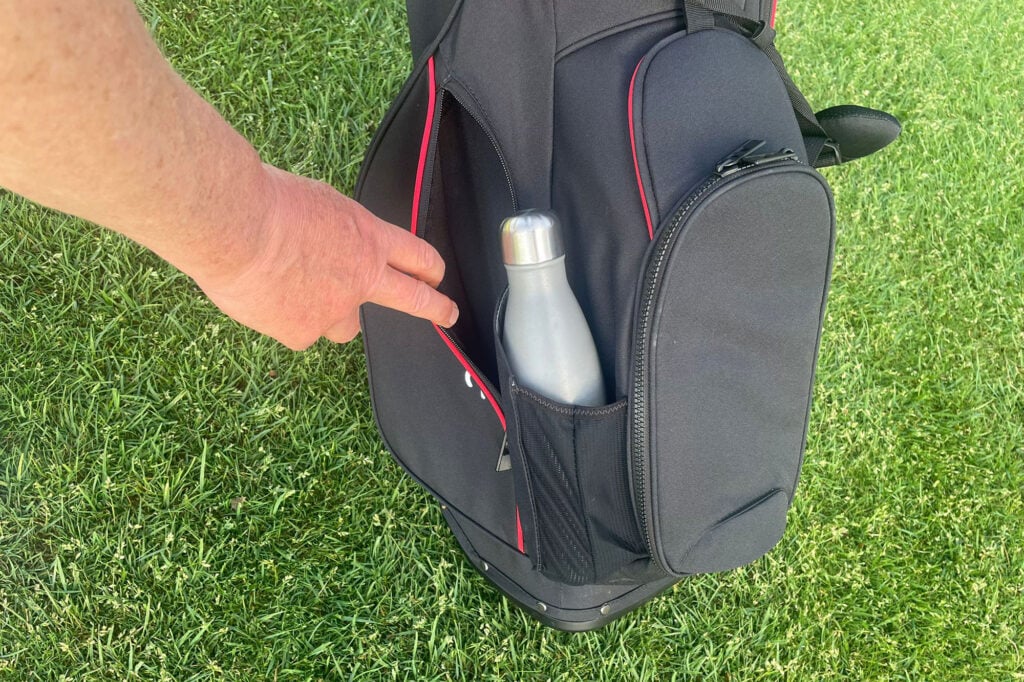 Titleist Players S4 Stand Bag 2026 bottle sleeve | Source: NCG