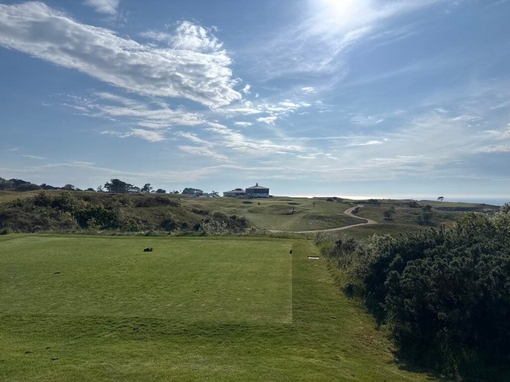 The par-3 14th hole at La Moye Golf Club | Source: NCG