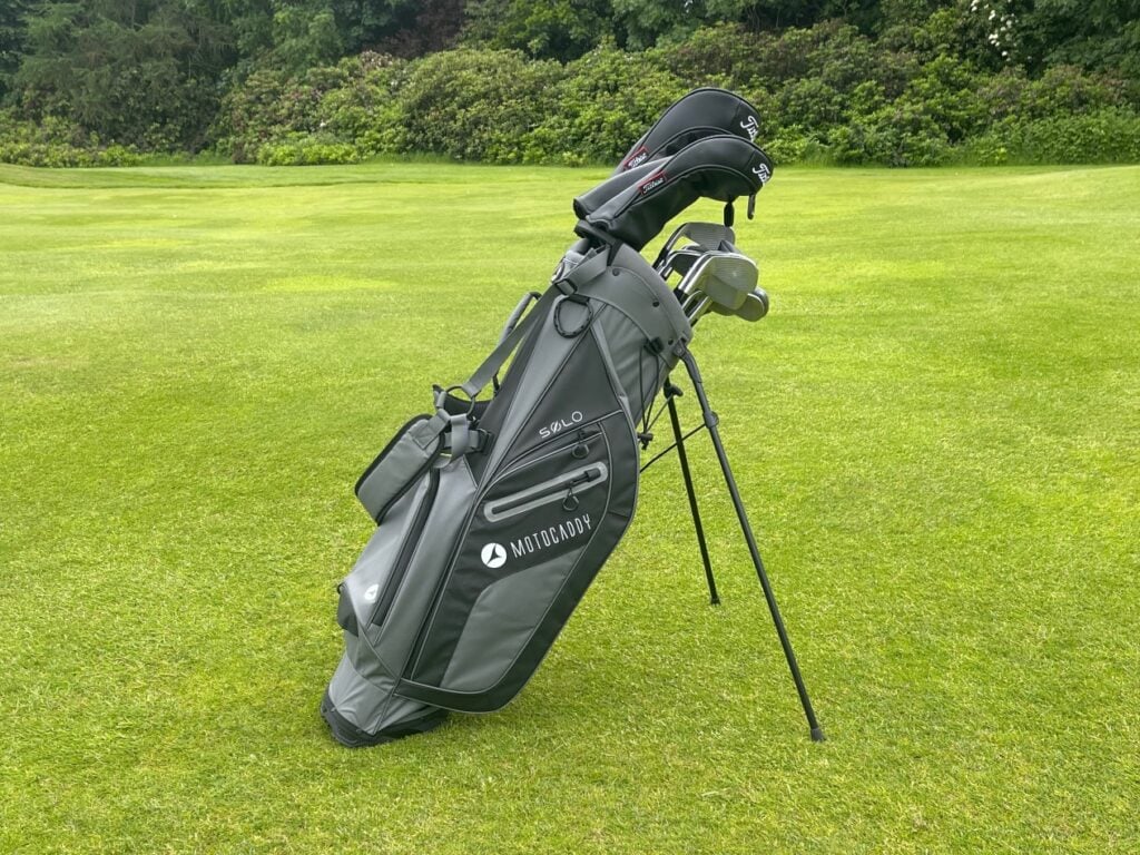 It's lightweight, it holds a full set of clubs and is easy to carry. With the Solo, Motocaddy may have produced the perfect carry bag.