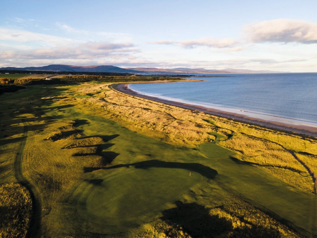 The 14th hole on Royal Dornoch's Championship Course | Source: Royal Dornoch