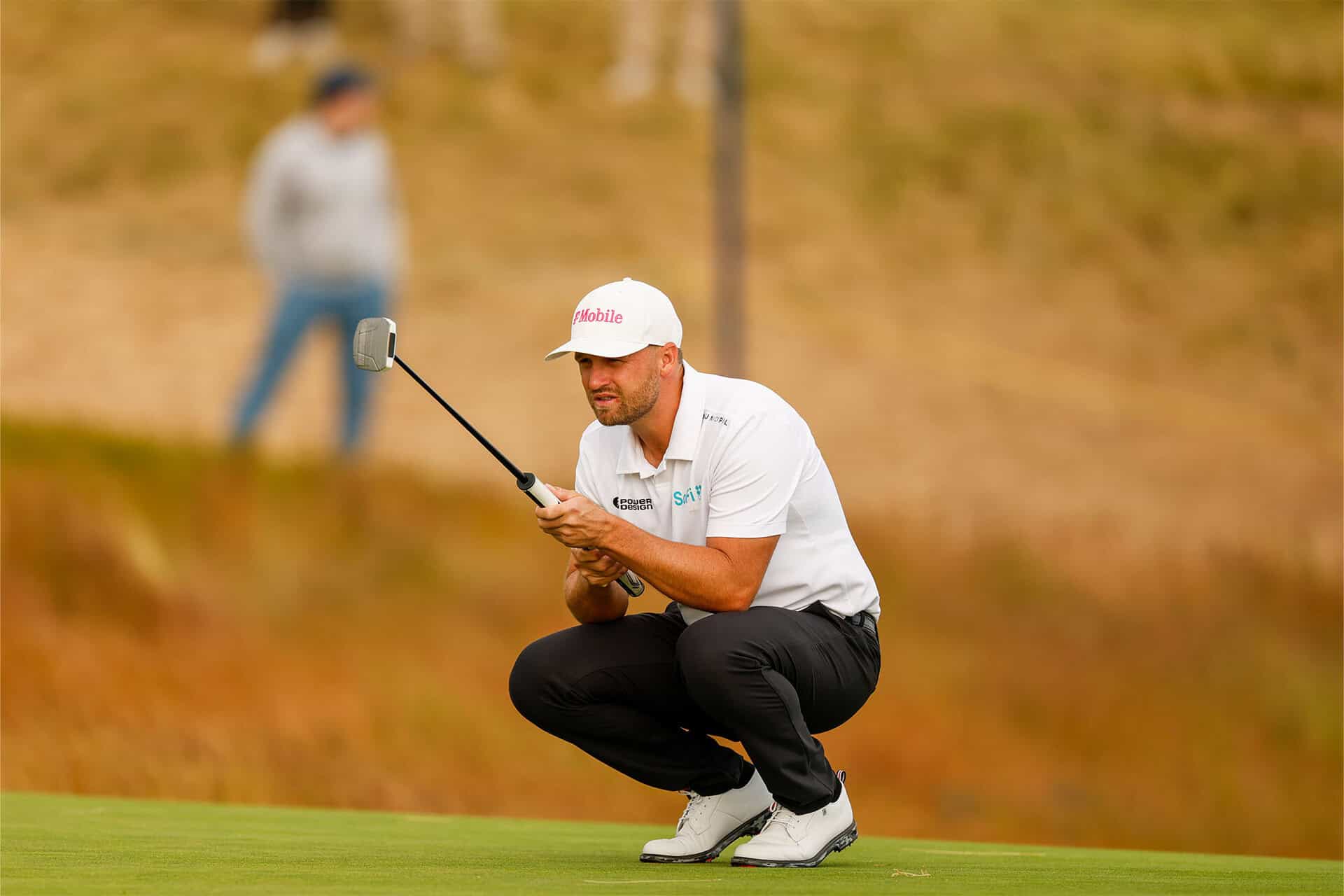 Wyndham Clark lines up his putt on the ninth hole during the first round of the 2026 U.S. Open at Shinnecock Hills Golf Club in Southampton, N.Y. on Friday, June 19, 2026 | Source: USGA/Chris Keane