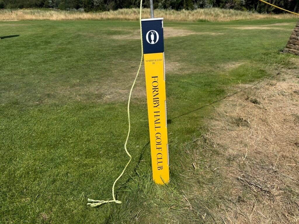 A rope stand marking Formby Hall members | Source: NCG