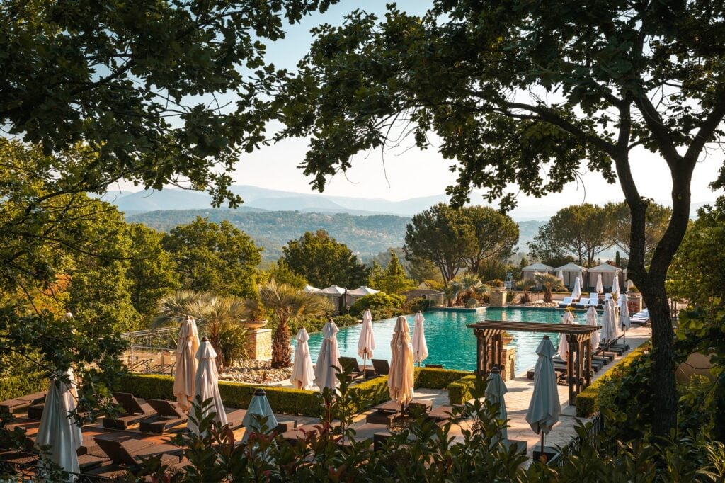 The outdoor pool at Terre Blanche | Source: Terre Blanche