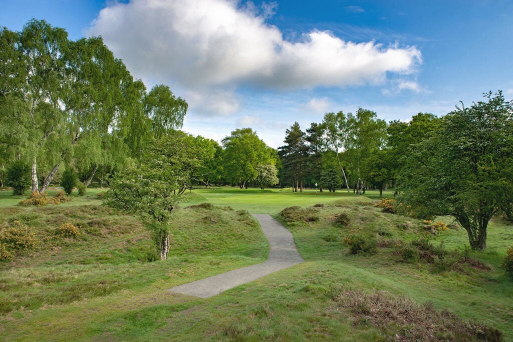 A course can be a varied challenge without necessarily needing bunkers on it | Source: Andy Hiseman