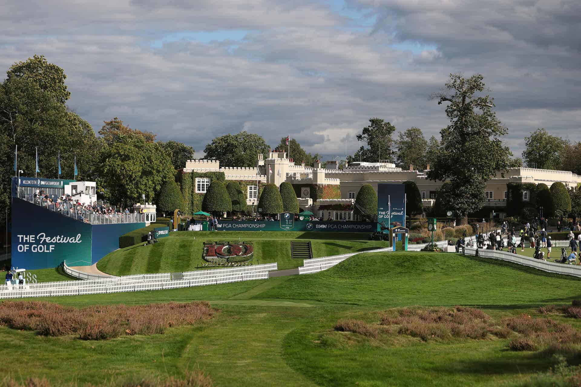 VIRGINIA WATER, ENGLAND - SEPTEMBER 16: A general view of the first hole during the Pro-Am prior to the BMW PGA Championship at Wentworth Golf Club on September 16, 2026 in Virginia Water, England. (Photo by Richard Heathcote/Getty Images)